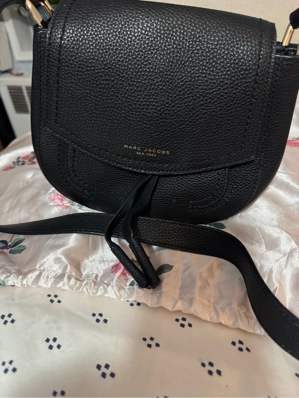Marc Jacobs Black Pebbled Saddle Crossbody Bag with Gold Logo